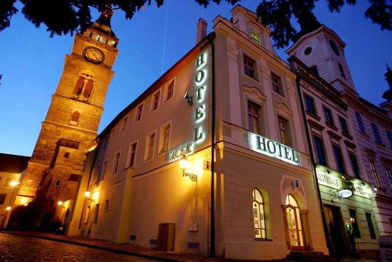 Hotel Vacek Pod Vezi Hradec Králové Exterior foto